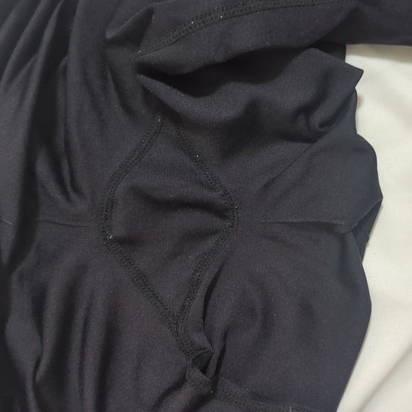 Fabletics Sync Seamless High-Waisted 7/8 Legging Color Black Size M - Picture 10 of 15